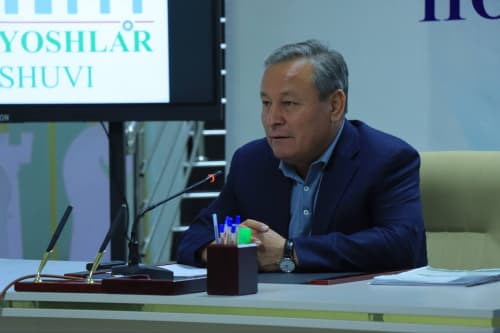 Yoshlar bilan ochiq va samimiy muloqot