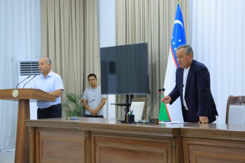 Regional Governor holds an open dialogue with young graduates