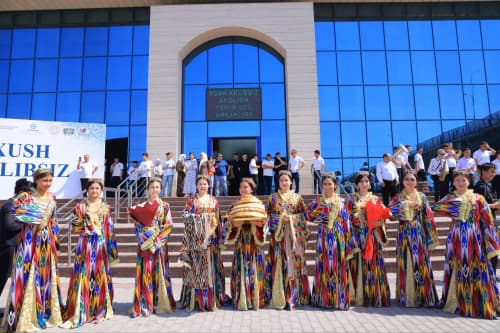 Andijonda turkiy dunyo ijodkorlari jam bo‘ldi: xalqaro adabiy va ijodiy uchrashuv boshlandi