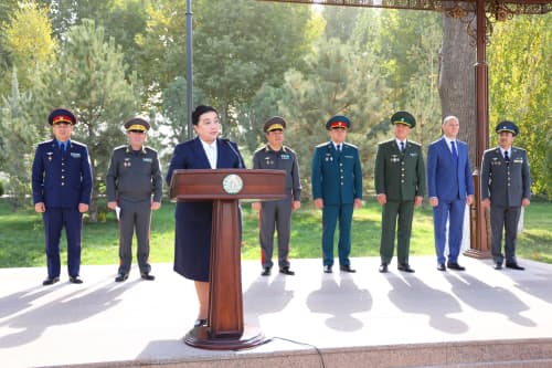 “To‘maris izdosh­lari” tanlovi oldidan tantanali harbiy parad bo‘lib o‘tdi