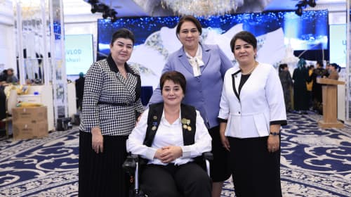 Buxoroda imkoniyati cheklangan yurtdoshlarimiz uchun bayram tadbiri tashkil etildi