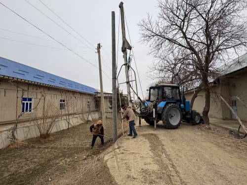 Шофиркон: “Жўшура” ва бошқа маҳаллаларда электр энергияси тармоғи модернизация қилинмоқда 