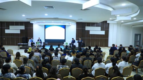 Бухорода “Оила ва никоҳ – муқаддас” мавзусида форум ўтказилди