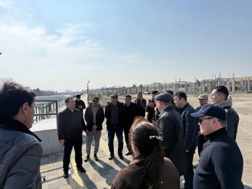 Қорақалпоғистондан келган ҳоким ёрдамчилари Жондор туманида тажриба алмашдилар