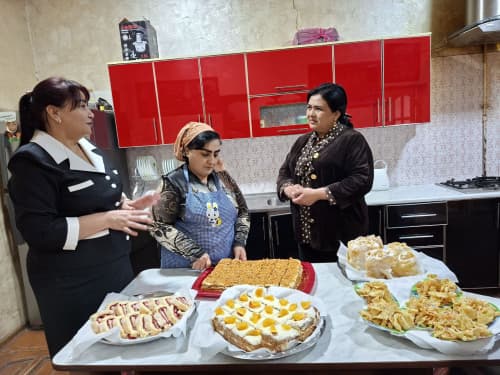 Buxoro shahri: Hafzinav, Charmgaron va boshqa mahallalarda ayollar tadbirkorligi rivojlanmoqda