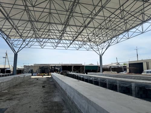 Shofirkon dehqon va buyum bozori yangi qiyofaga kirmoqda