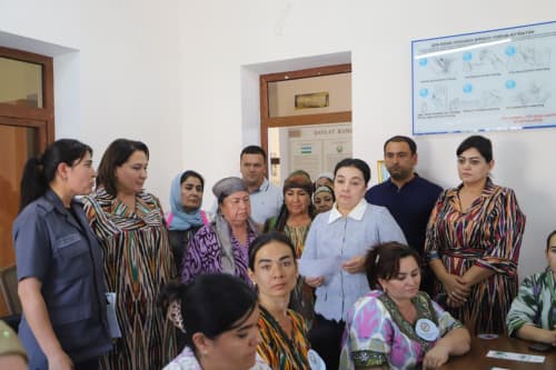 Shofirkon: “Oila va xotin-qizlar maskani” faoliyati yo‘lga qo‘yildi