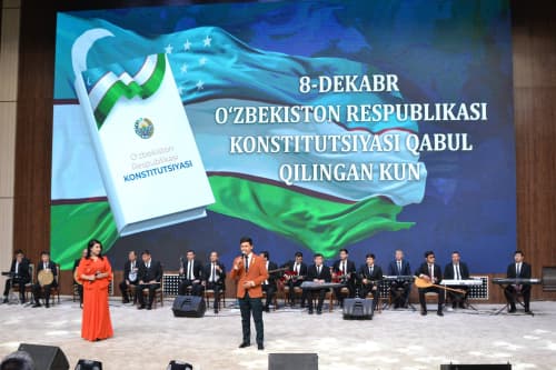 Videoreportaj: Konstitutsiyamizning 33 yilligi Jizzaxda keng nishonlandi 