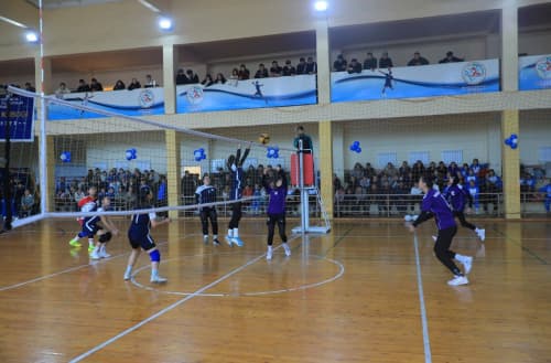 Jizzaxda U-19 qizlar o‘rtasida O‘zbekiston chempionati boshlandi 