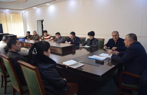 Фориш туман ҳокимлигида коррупцияга қарши ўқув семинари ўтказилди 