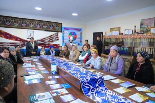 Жиззахда хотин-қизлар бандлигини таъминлашга алоҳида эътибор қаратилмоқда 