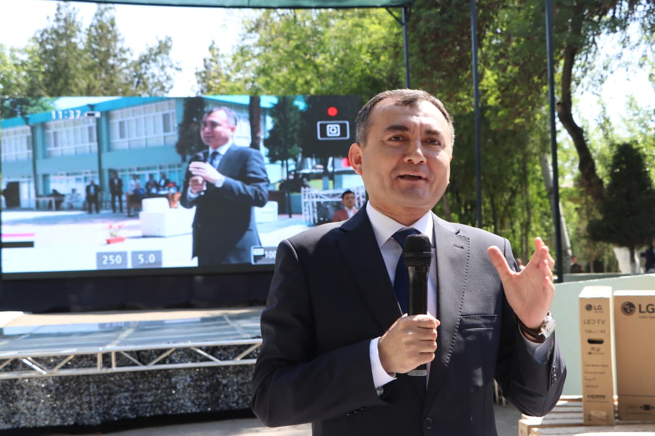 Муротжон Азимовни мактаб директорлари билан учрашувидаги нутқи