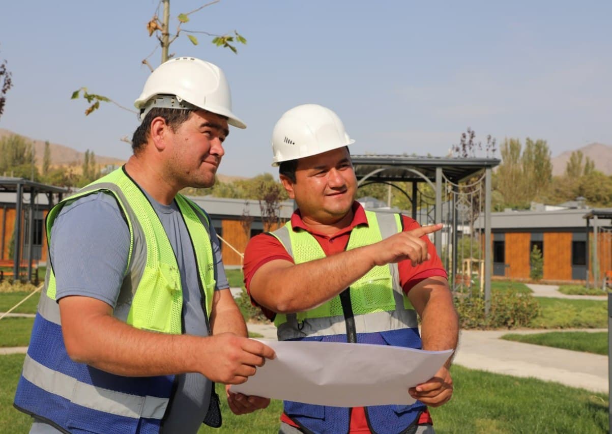 “Мираки” маҳалласида кўз кўриб, қулоқ эшитмаган ишлар бўлмоқда