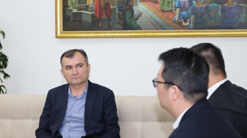 Вилоят ҳокими хитойлик тадбиркорлар билан учрашди