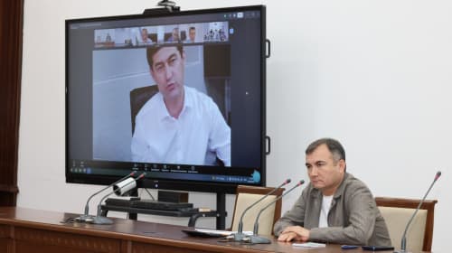 Murotjon Azimov viloyatda kambag‘allikni qisqartirish va aholi bandligini ta’minlash bo‘yicha yig‘ilish o‘tkazdi