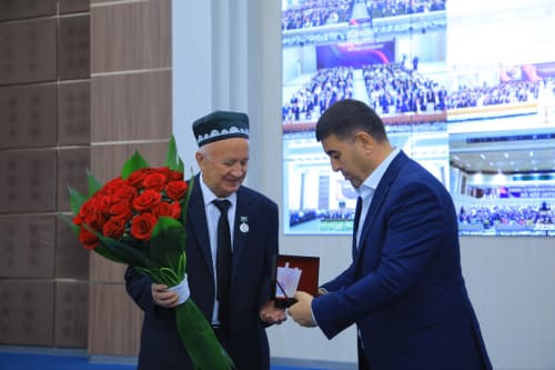 Davlat mukofotlari egalariga tantanali ravishda topshirildi