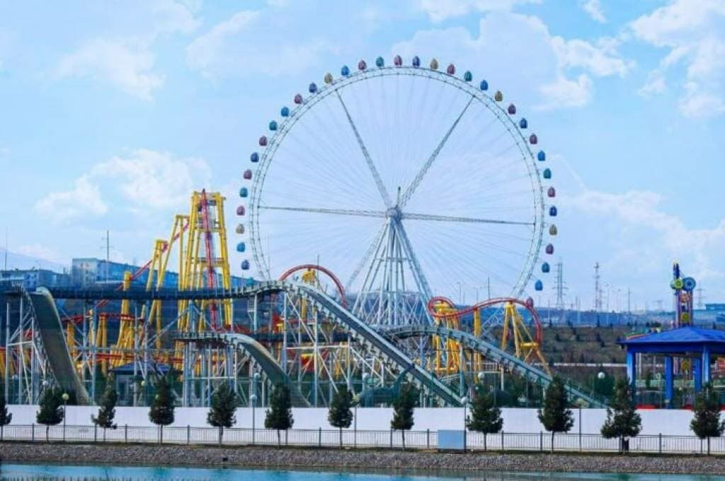“Afsonalar vodiysi” Amusement Park