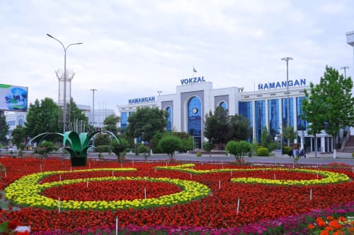 Afg‘oniston hukumatining Sanoat va savdo vaziri Nuriddin Aziziy boshchiligidagi delegatsiya Namanganga safarini yakunladi.