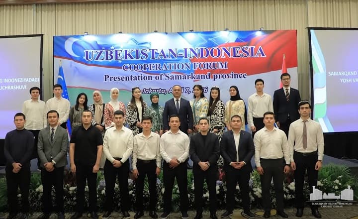 Viloyat hokimi Indoneziyada yoshlar bilan uchrashdi