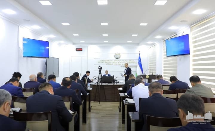 Viloyatda “So‘nggi qo‘ng‘iroq” tadbirlari va yozgi oromgohlarning mavsumga tayyorgarligi masalalari muhokama qilindi