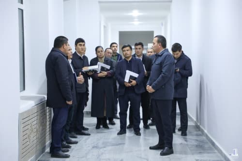 Sherobod tumanida kasblar markazi qurilishi o‘rganildi