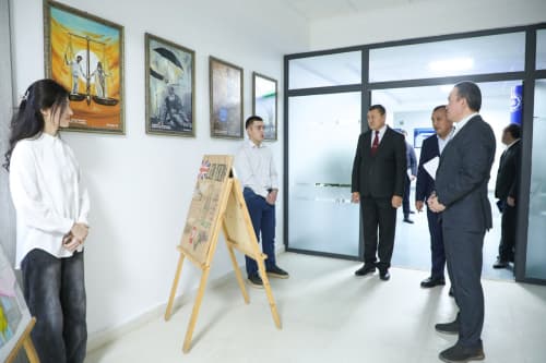 Сурхондарё вилояти ҳокими бўлажак архитекторлар билан учрашув ўтказди