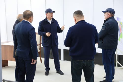 Termiz tumanidagi "Texno Park" va yoshlar sanoat zonasida amalga oshirilayotgan loyihalar ijrosi o‘rganildi