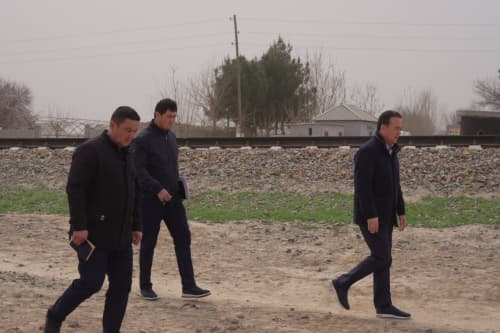 Muzrabotda turar joylar, sholichilik klasteri va ishlab chiqarish korxonasi muammolari o‘rganildi