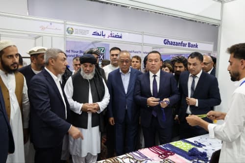 First Day of Uzbekistan–Afghanistan Light Industry Products Exhibition Held in Termez