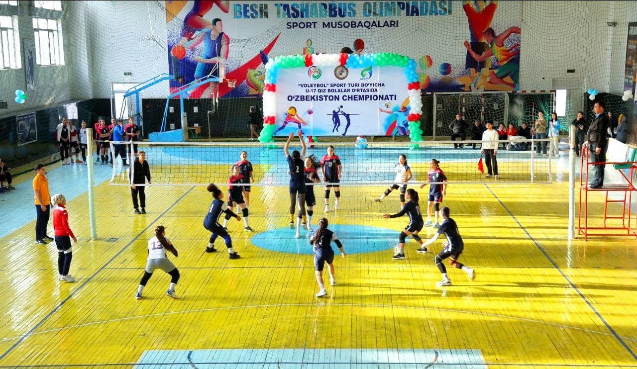 Guliston shahridagi sport obyektlari bilan tanishildi