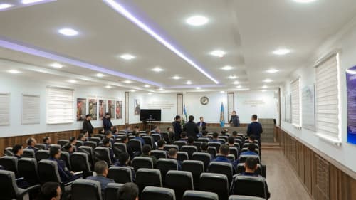 Профилактика инспекторлари билан очиқ мулоқот ўтказилди