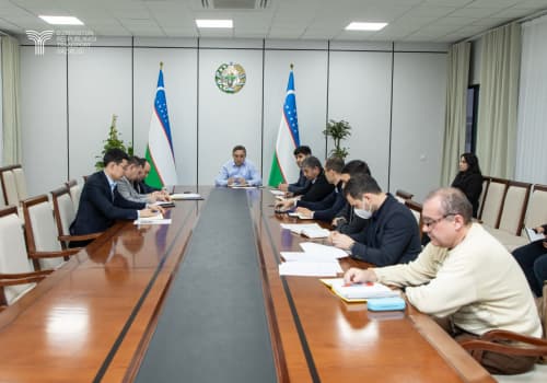 Yuridik xizmat xodimlari bilan ochiq muloqot