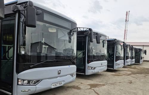 Urganch shahriga 16 dona zamonaviy avtobuslar olib kelindi.
