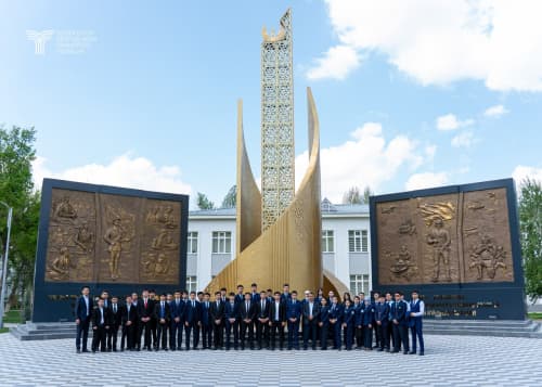 Ёш транспортчилар ҳарбийлар ҳаёти билан танишди