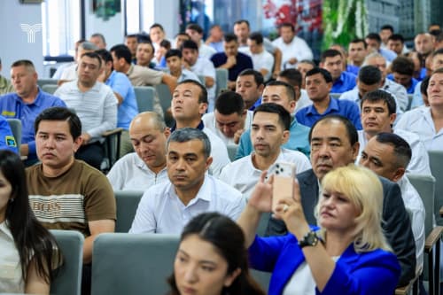 Автобус ҳайдовчиларининг меҳнатига ҳақ тўлаш ва рағбатлантириш тизими юзасидан очиқ мулоқот ўтказилди
