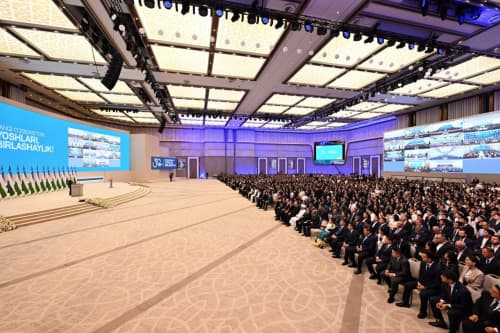 Президентимиз ислоҳотлар бошланган илк кунларданоқ “илм – тарбия – инновация” занжирини яратишга киришилганини, бу ҳаракатлар бугун аниқ натижалар бераётганини қайд этди.