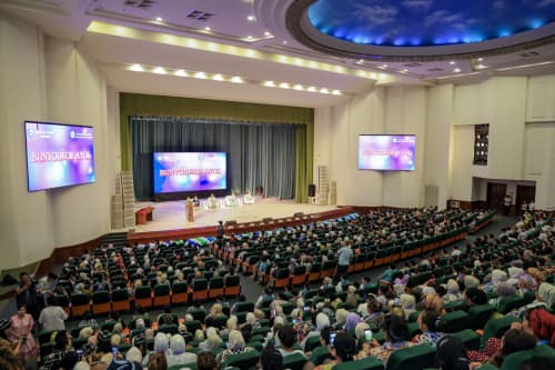 Впервые на республиканском уровне в Фергане организован Национальный форум "Бунёдкор аёл"