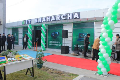 Ўзбекистон тумани Яйпан шаҳрида ташкил этилган “IT-shaharcha” иш бошлади