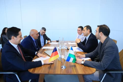 Viloyat hokimi Xayrullo Bozorov Germaniyaning “Alcon Development Group” kompaniyasi boshqaruv direktori Ziya Gaziyev boshchiligidagi delegatsiyani qabul qildi 