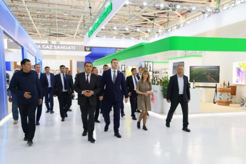 A delegation of officials and business representatives led by the Governor of the Omsk Region of the Russian Federation, Vitaly Khotsenko, familiarized themselves with the industrial and economic potential of the Fergana Region during their visit.