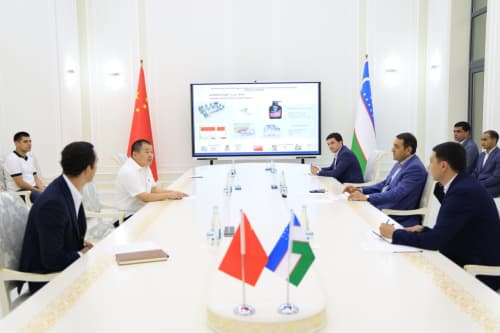 The Governor of the Fergana region Khayrullo Bozorov received Zhang Weixing, the head of the Chinese company "Shaoxing Shaxue Daily Chemical Products Co., Ltd" and founder of "LULIN" LLC