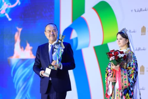  “Prezident Olimpiadasi” sport musobaqalarida umumjamoa hisobida g’olib va sovrindor bo‘lgan hududiy sport delegatsiyalar tantanali taqdirlandi.