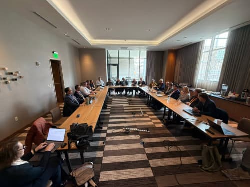 “O‘zarxiv” agentligi direktori U. Yusupov AQSH da arxiv hujjatlarini raqamlashtirish masalalariga bag‘ishlangan davra suhbatida ishtirok etdi