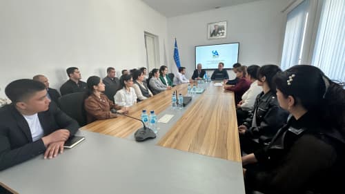 “O‘zarxiv” agentligi direktori U.Yusupov Xorazm viloyatidagi Yosh arxivchi xodimlar bilan uchrashuv o‘tkazdi.