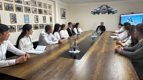 “O‘zarxiv” agentligi direktori U.Yusupov Buxoro viloyatidagi Yosh arxivchi xodimlar bilan uchrashuv o‘tkazdi.