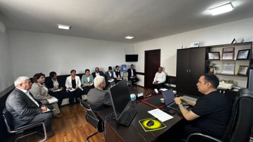 “Oʻzarxiv” agentligi direktori Ulugʻbek Yusupov Buxoro viloyatidagi arxiv muassasalari rahbarlari bilan muloqot oʻtkazdi.