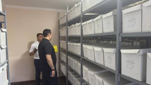 “Oʻzarxiv” agentligi direktori Ulugʻbek Yusupov Jizzax viloyatidagi davlat arxivlarida boʻldi