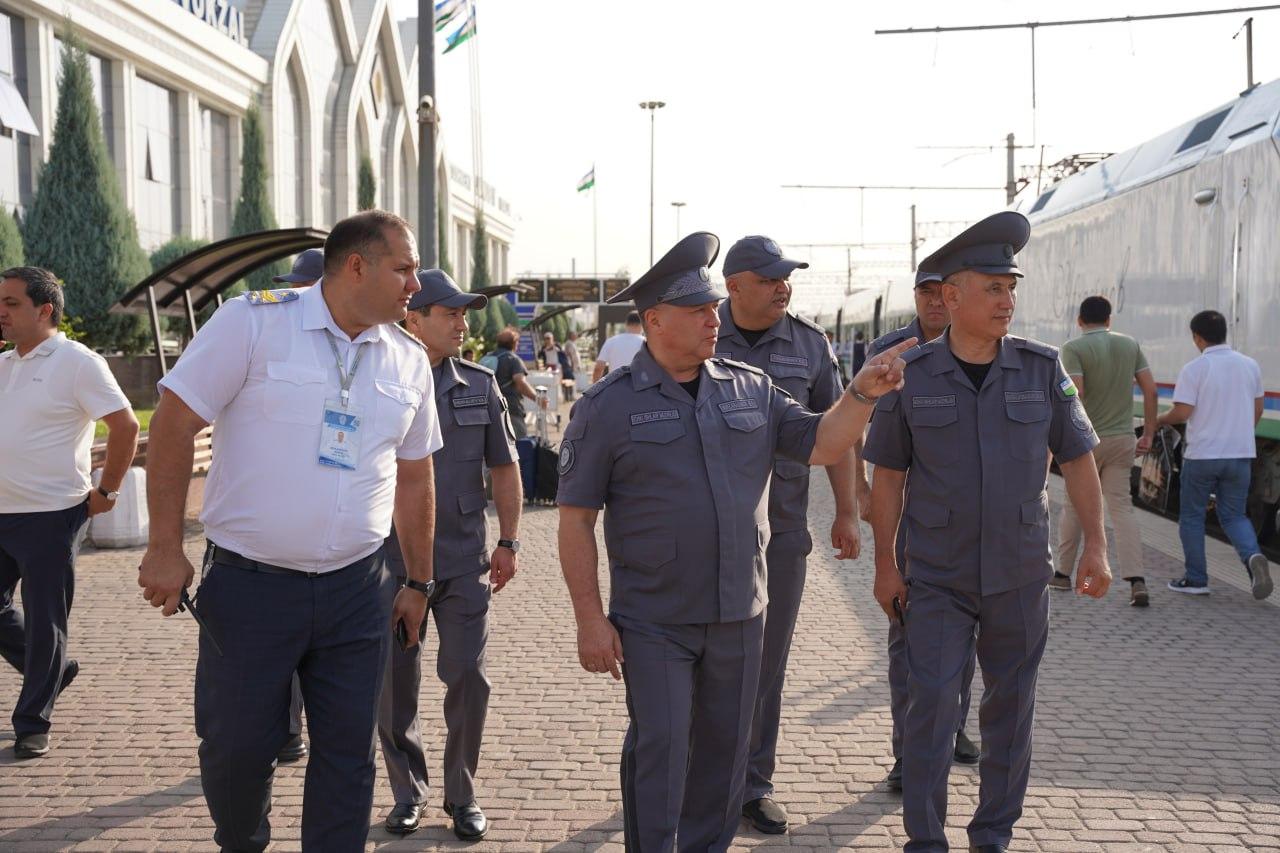 Deputy Minister Major-General Bakhodir Mirzarahimov inspected the works done in the areas of Tashkent-South railway station