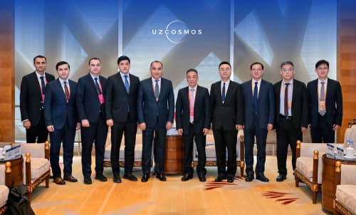 Агентство Uzcosmos укрепляет стратегическое сотрудничество с китайской космической экосистемой и международными организациями