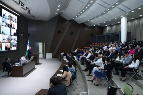 Вазирлик тизим ташкилотлари ҳамда олий таълим муассасаларининг юридик хизмат ва кадрлар бўлими ходимлари учун семинар ташкил этилди